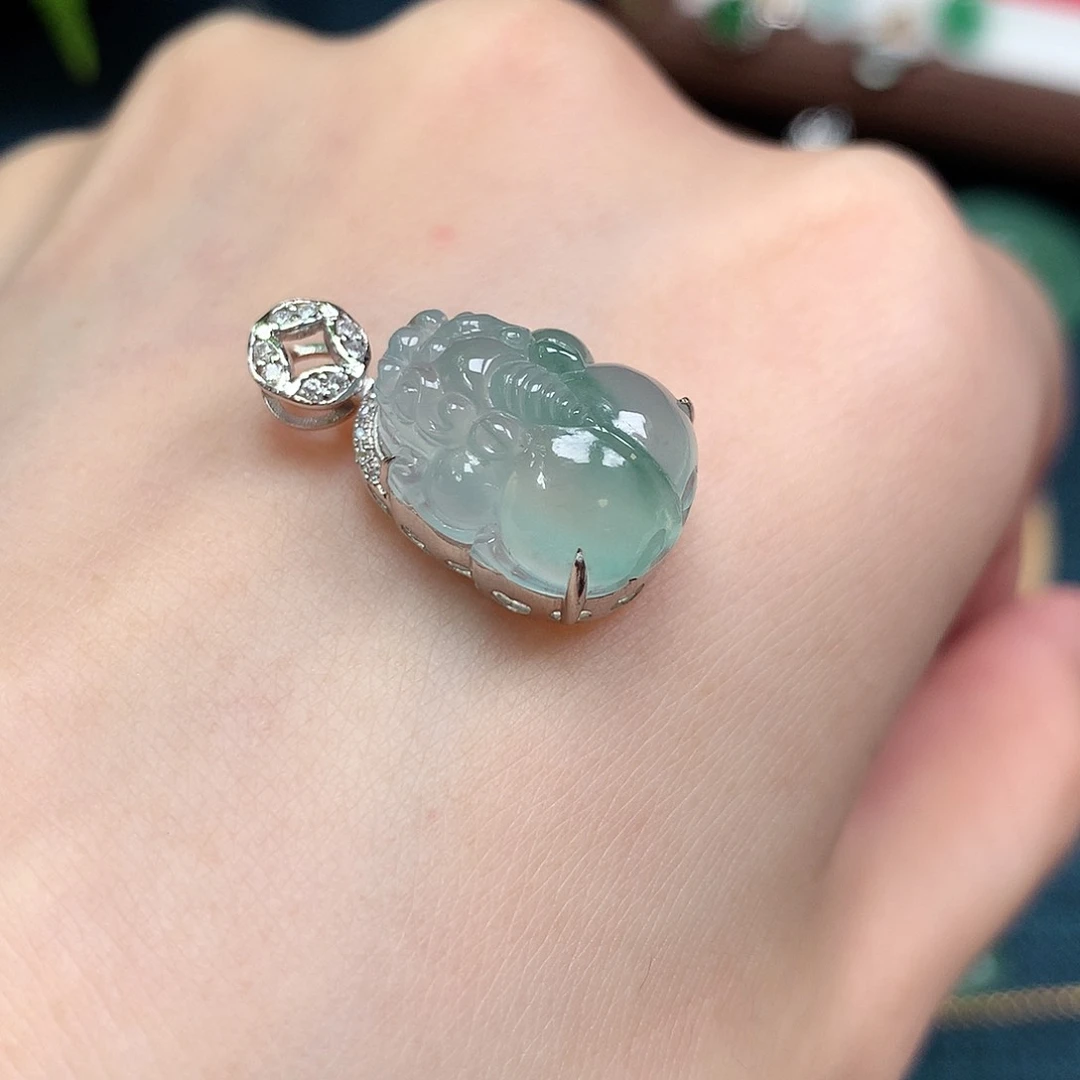 翡翠18K金镶嵌吊坠(不含链)