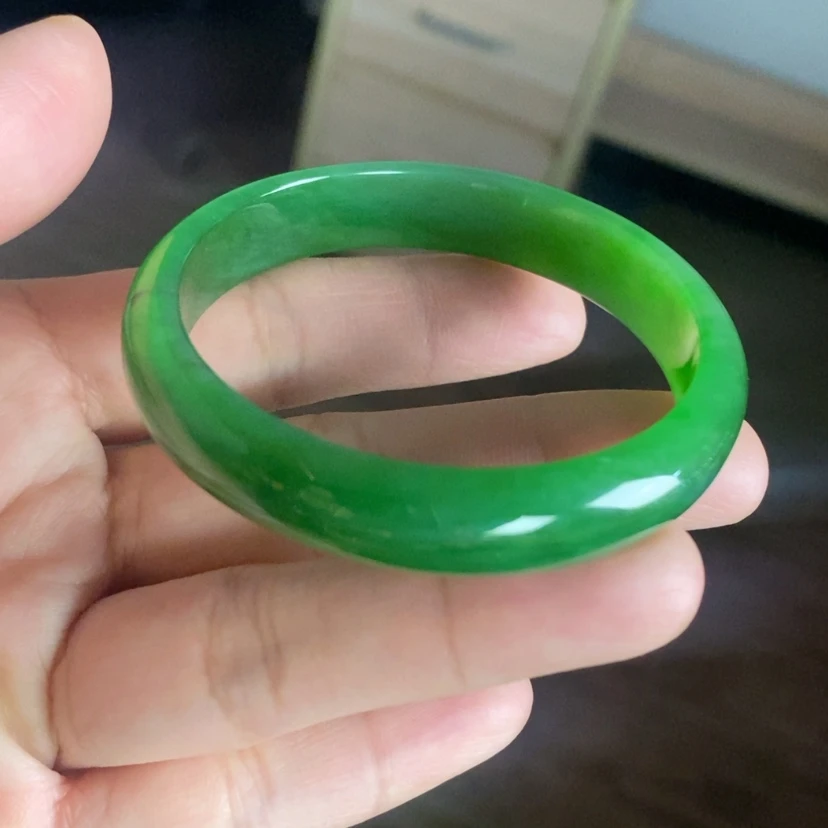 【闪购商品】未镶嵌手镯和田玉（碧玉）