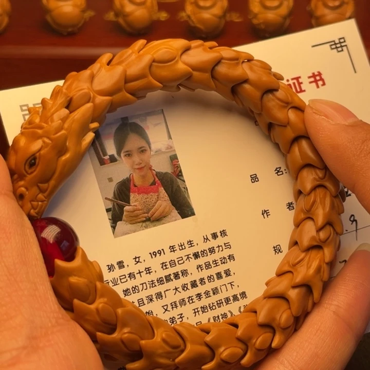 橄榄核手串橄榄绿