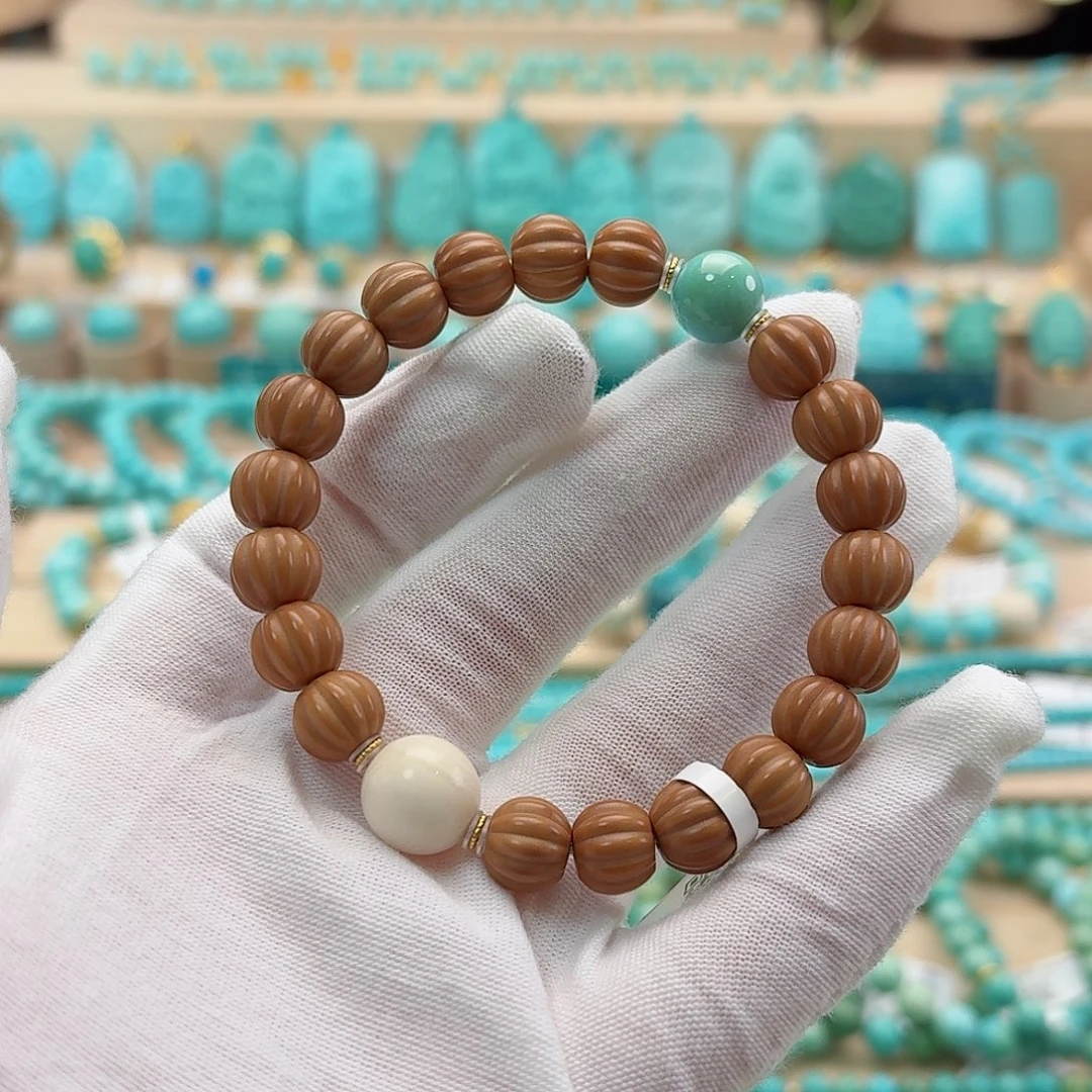 绿松石18K金镶嵌珠宝奇石