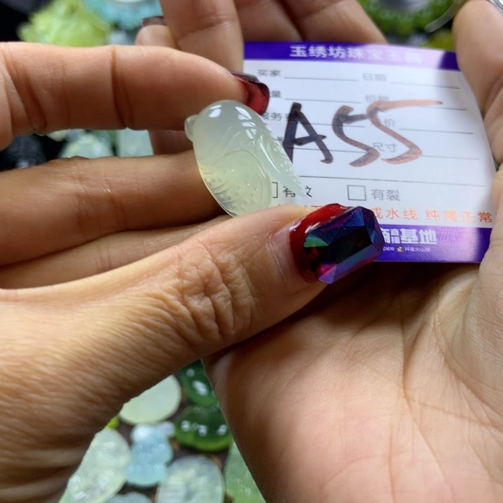 【闪购商品】蛇纹石玉颈饰未镶嵌就***吧