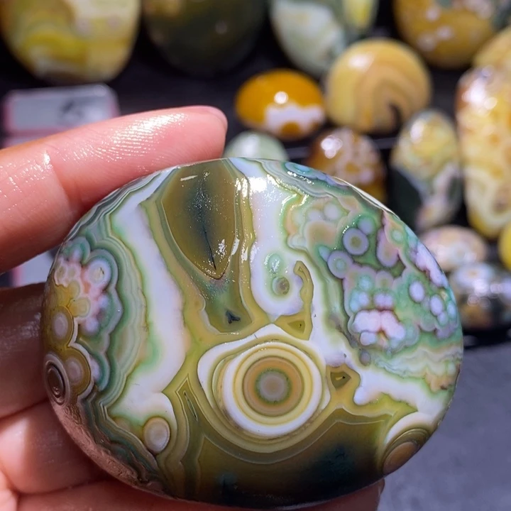 玛瑙/玉髓未镶嵌珠宝半成品28