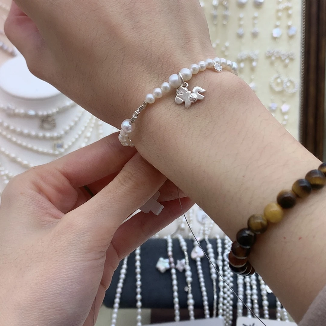 淡水珍珠耳饰未镶嵌