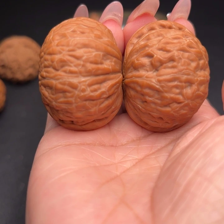 桃核把件42铁锤狮子头