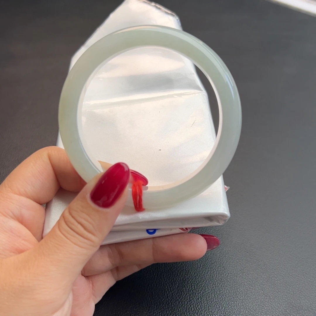 翡翠未镶嵌手镯57