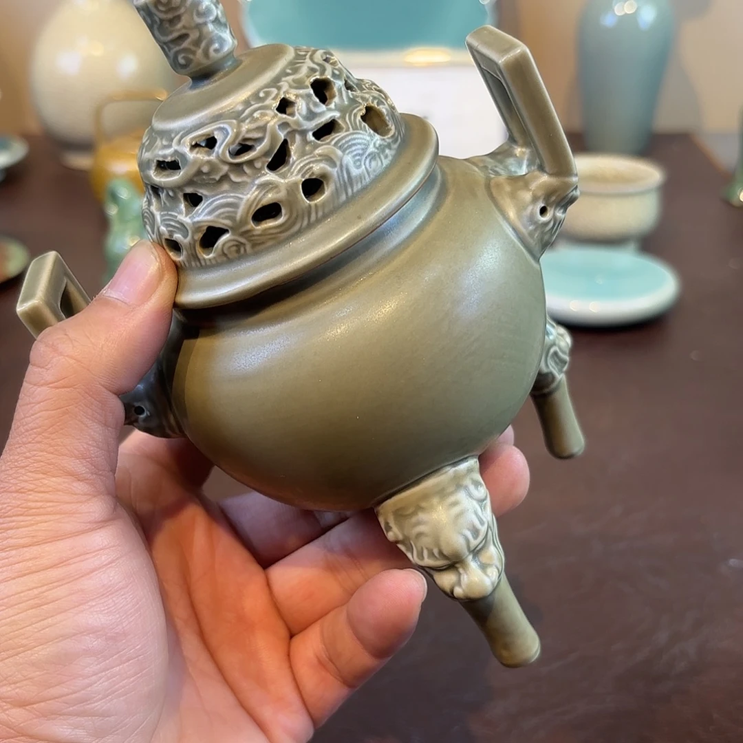 清***月瓷片龙泉青瓷福利青瓷