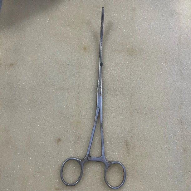 【75C-2】宽口弯钳（长22厘米）