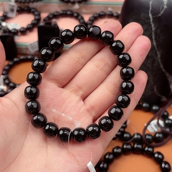 暂***士和田玉未镶嵌颈饰