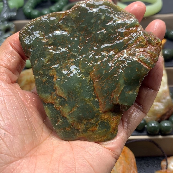 岫岩河磨玉（透闪石质玉）未镶嵌珠宝奇石