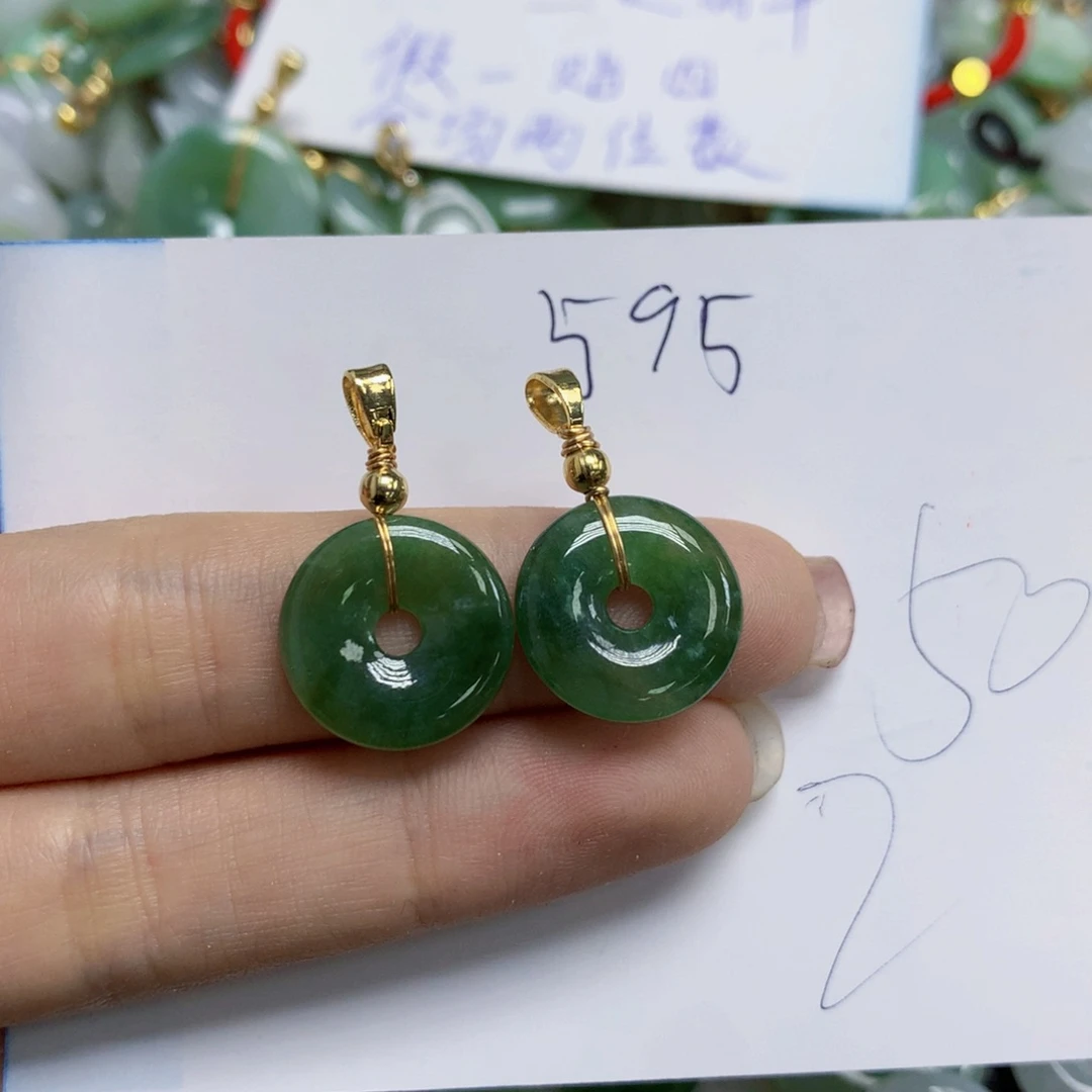 【闪购商品】翡翠颈饰合金天然翡翠A货