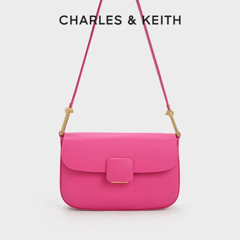 CHARLES & KEITH欧若风明星同款KOA腋下斜挎小方包女20270818