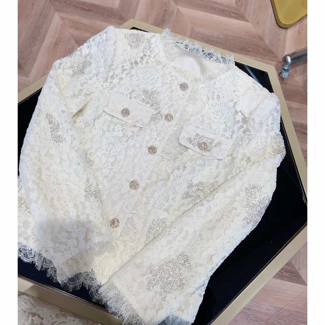 M2490气质百搭米白色蕾丝衬衫+蕾丝半裙 衣长54裙长82 款号S58157