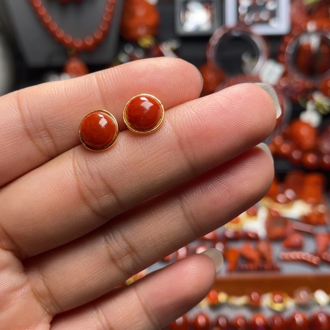 南红玛瑙银S925镶嵌圆蛋面耳钉