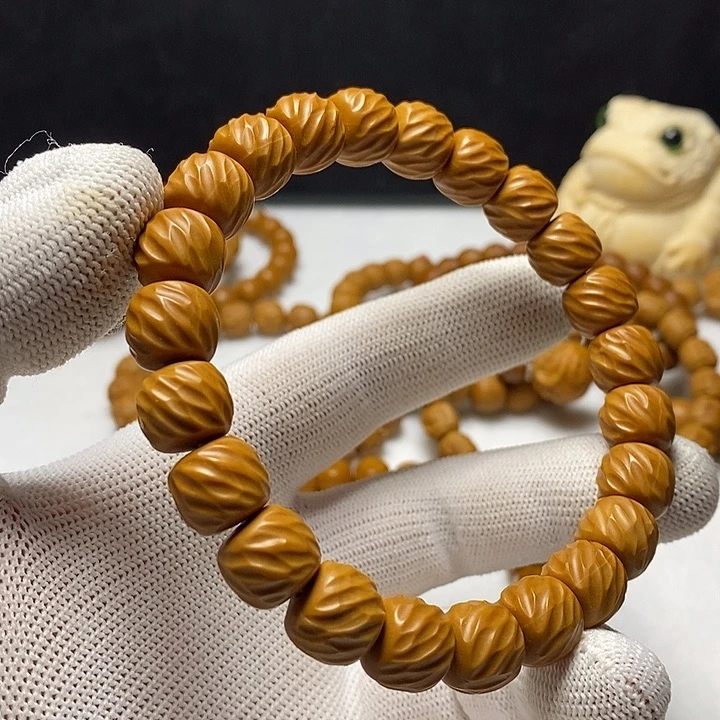 猴头核桃吊坠手工：鲸落