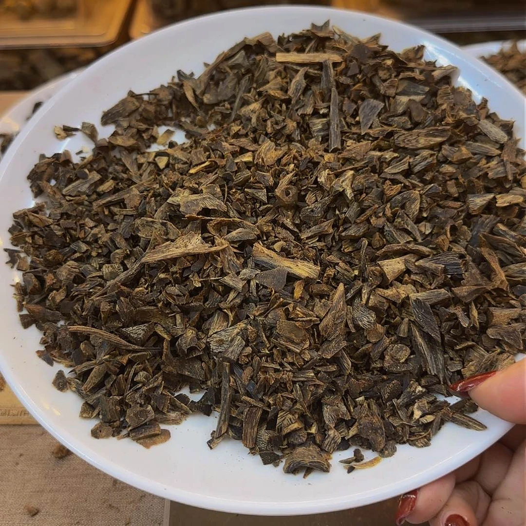 沉香沉香木制品鲲**里老料树丁切珠料100克