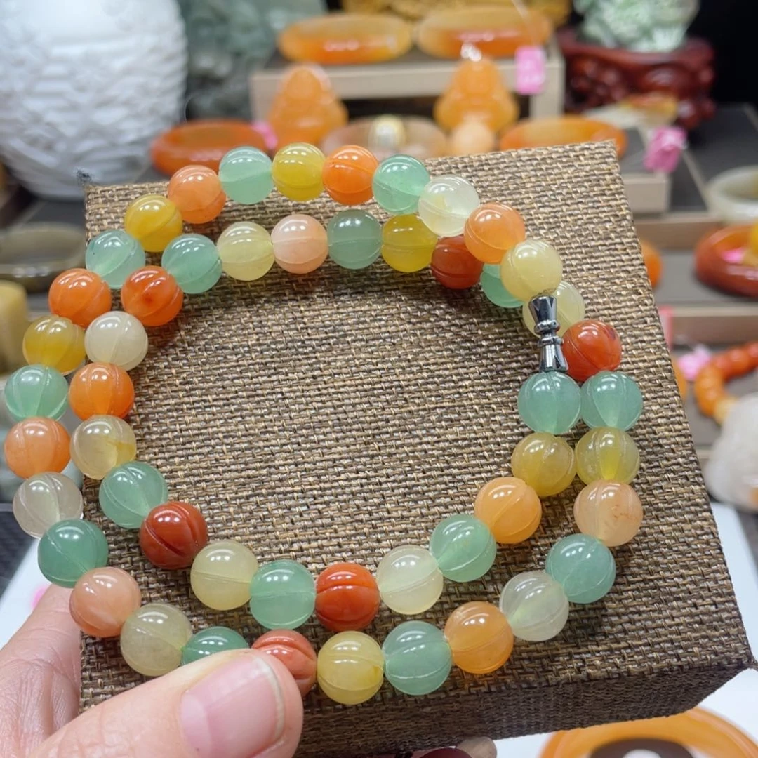 未镶嵌石英质玉（黄龙玉）手镯