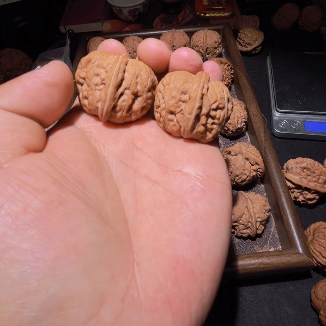 瑞麟文玩核桃元宝