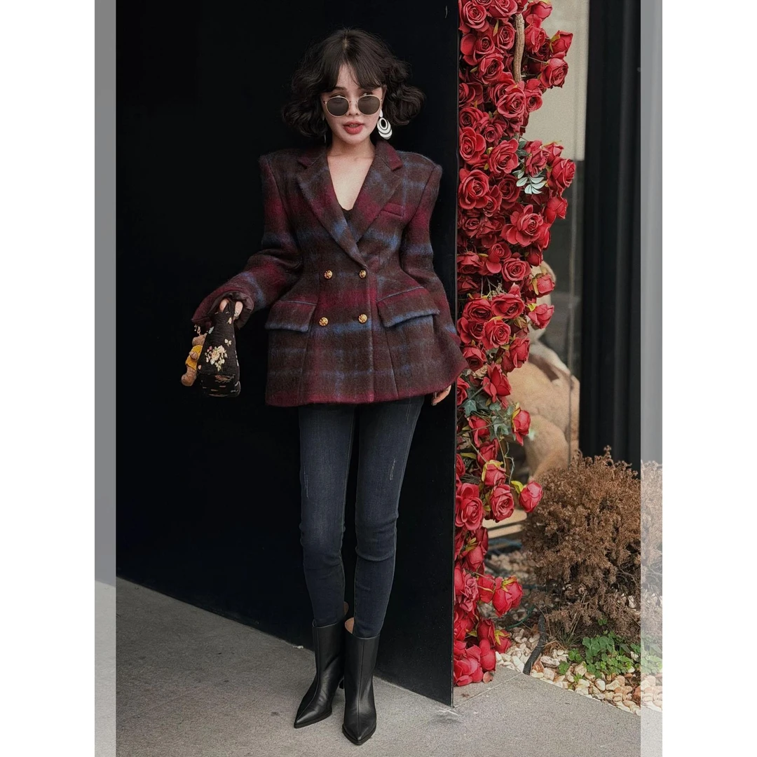 红色格纹收腰西装毛呢外套女2025新款富家千金冬装高级感呢子大衣