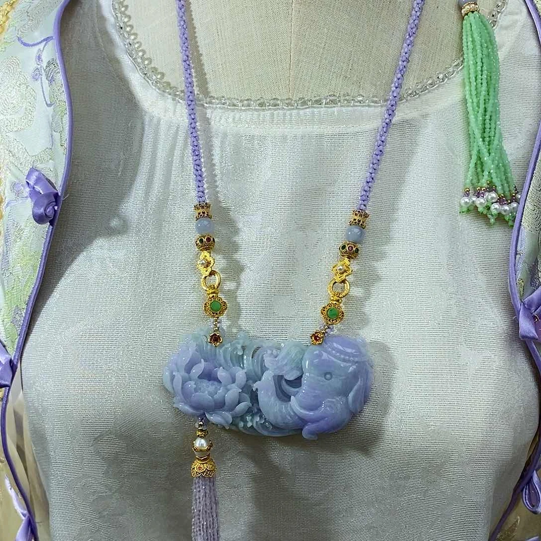 翡翠未镶嵌颈饰天然