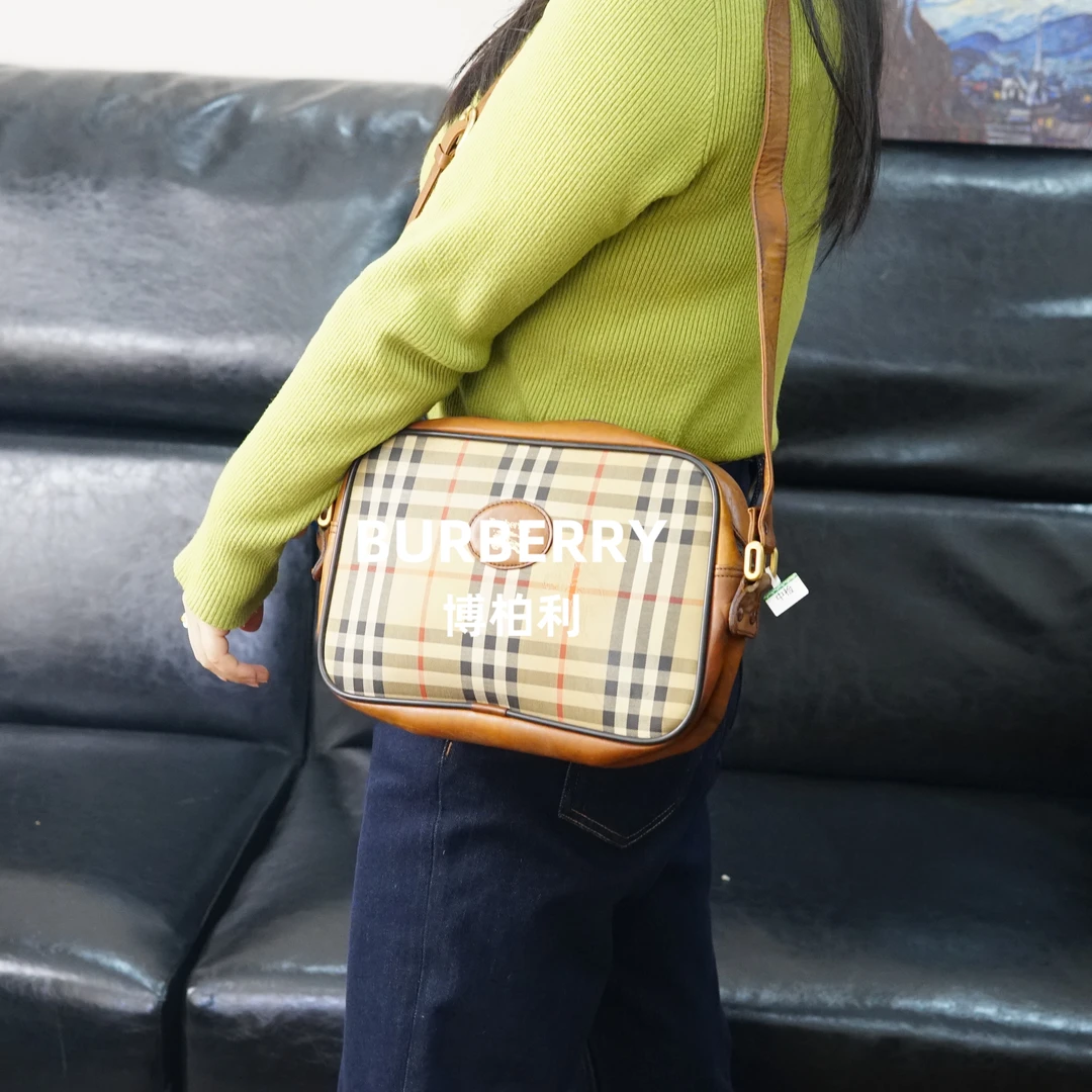 95新 BURBERRY/博柏利 格纹斜挎包/JJ12825126/5126