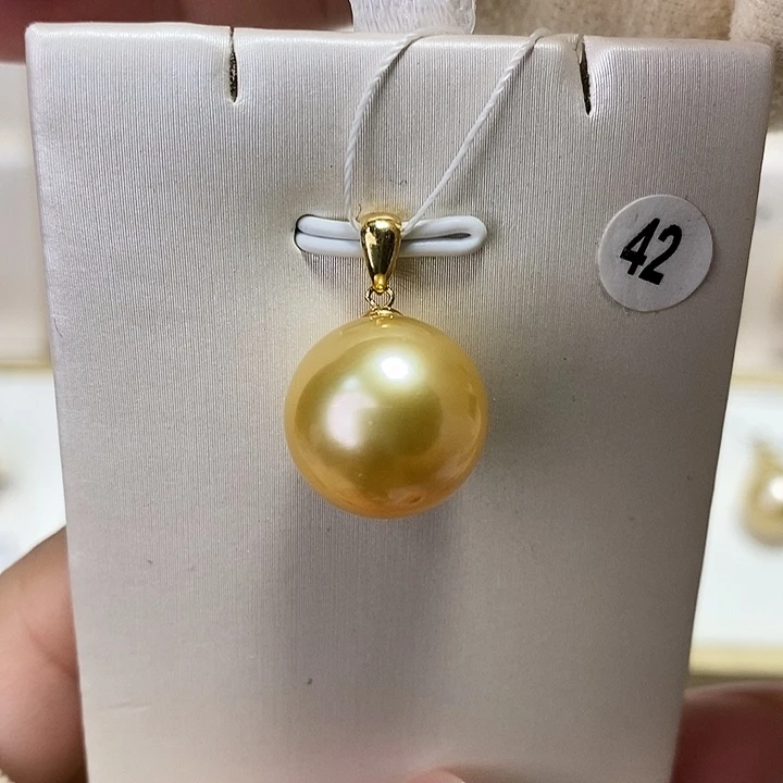 海水珍珠吊坠(不含链)18K金镶嵌