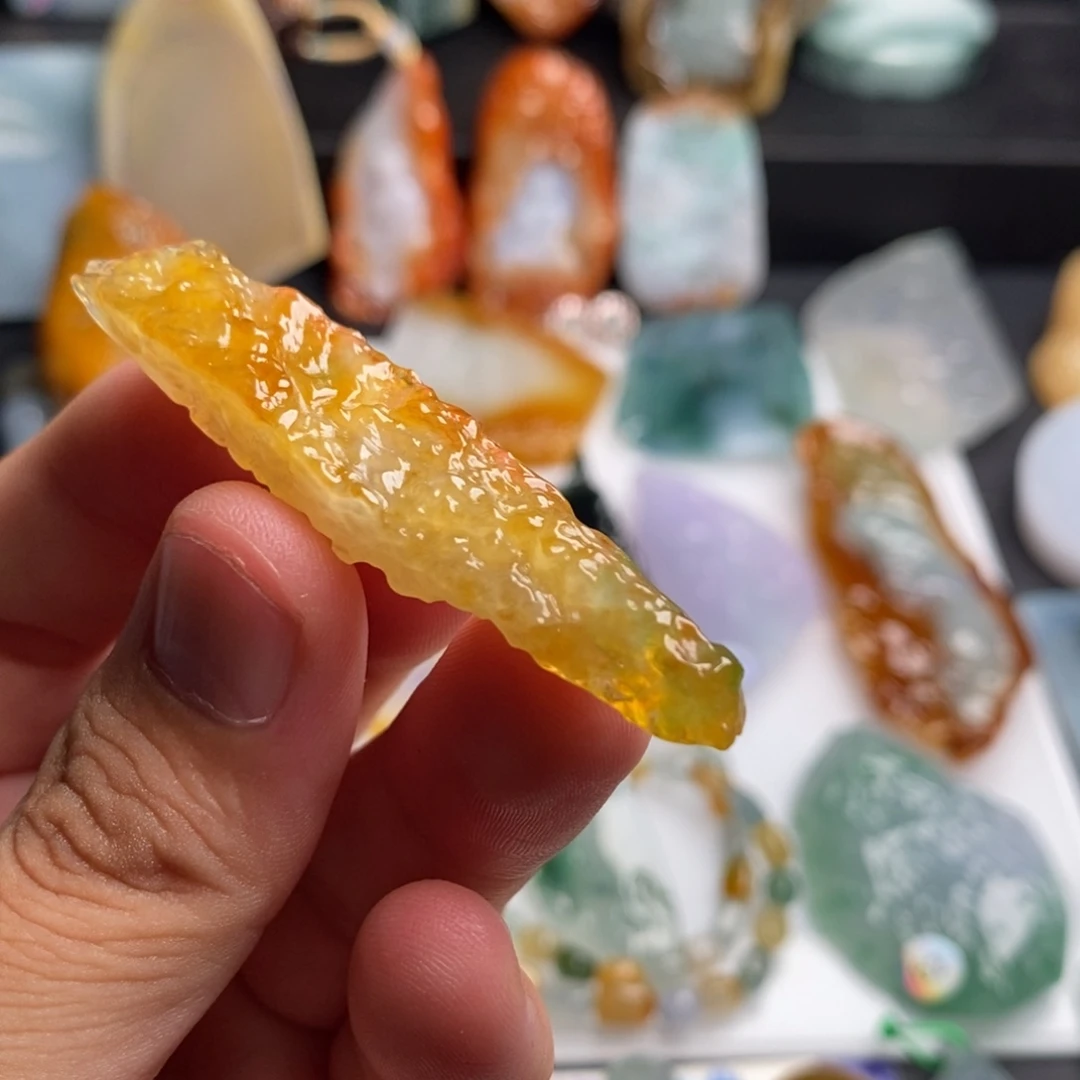 未镶嵌定制翡翠冰黄细长随形