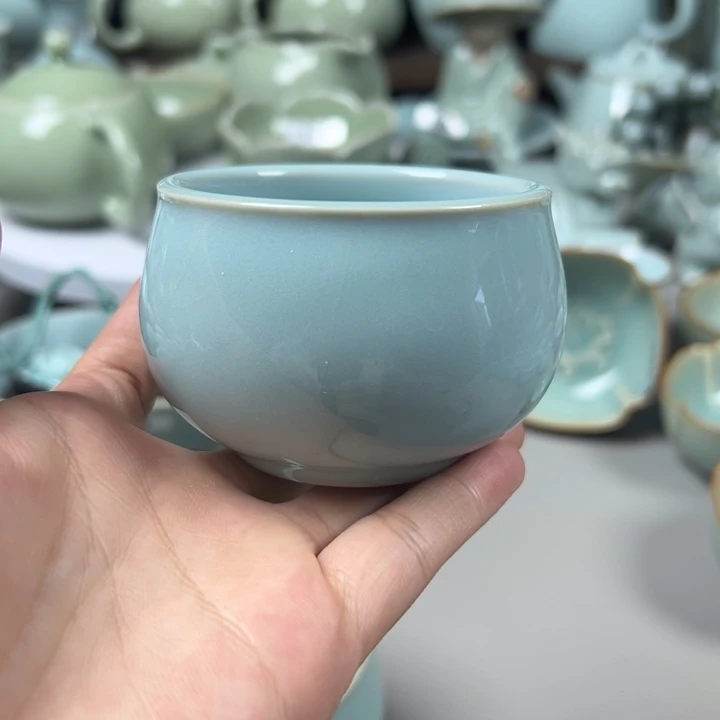 陶瓷天青水缸杯无暇100c c