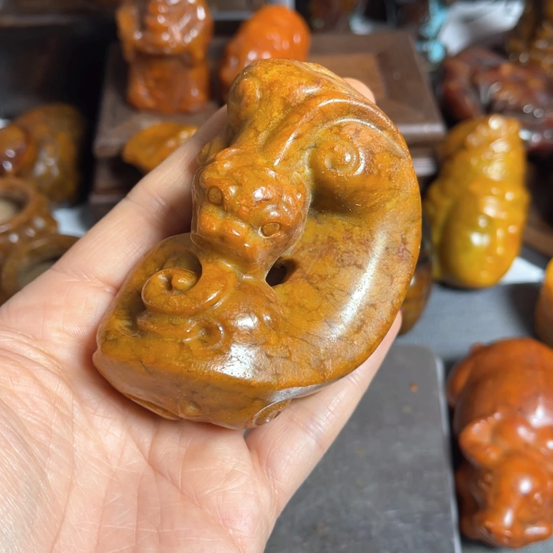 蛇纹石玉合金颈饰