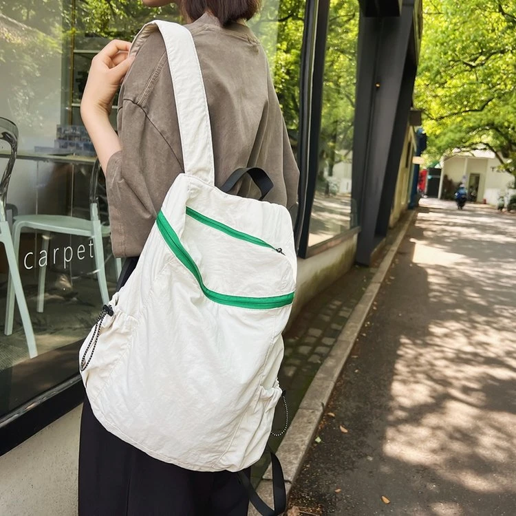 多功能双肩包女新款简约运动包休闲日系轻便旅行包大学生出游书包