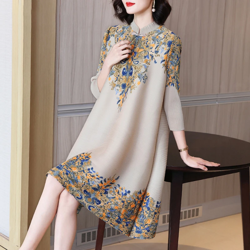 洋气复古时尚印花褶皱连衣裙春夏装新款中年妈妈减龄大码女装裙子