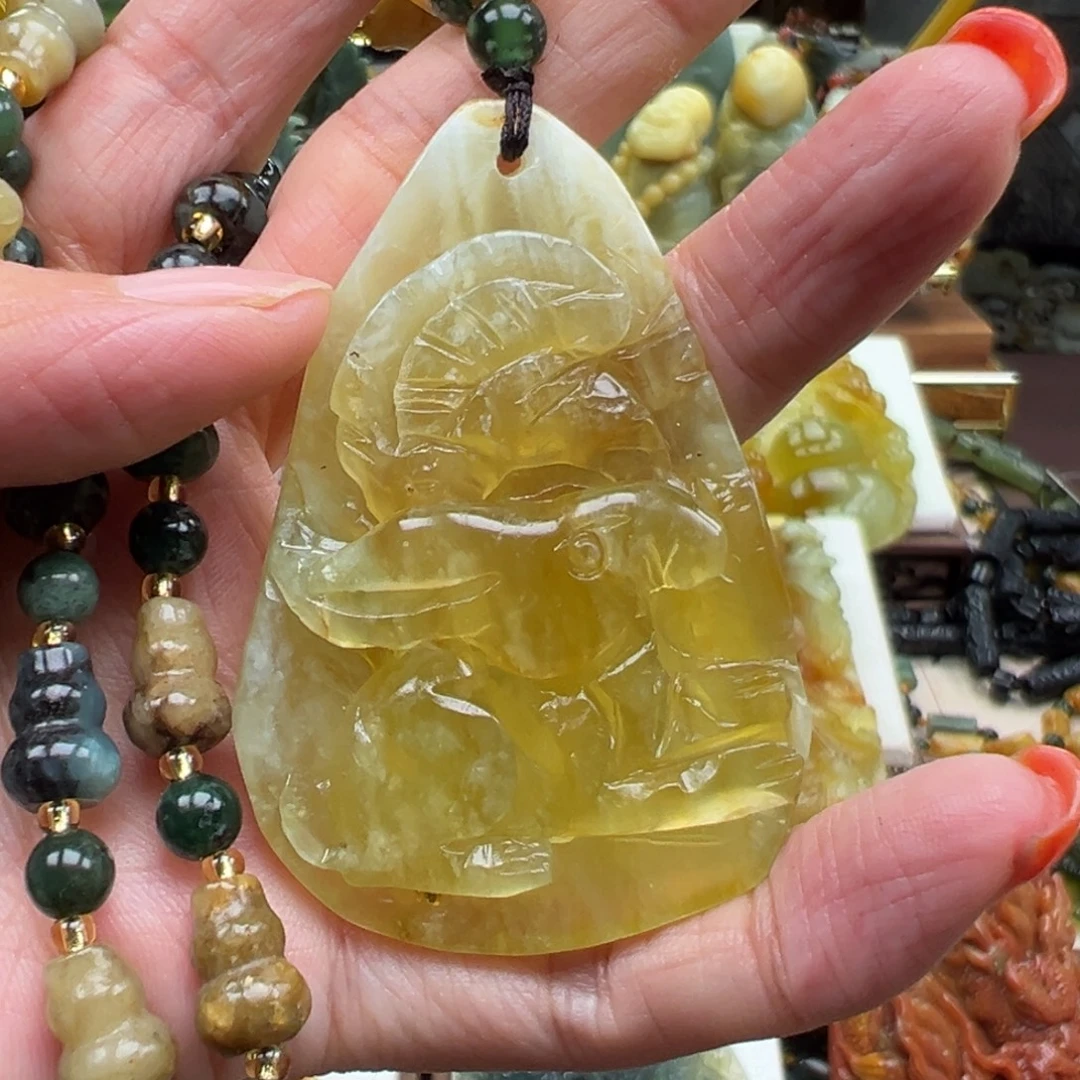 岫玉未镶嵌挂件挂件