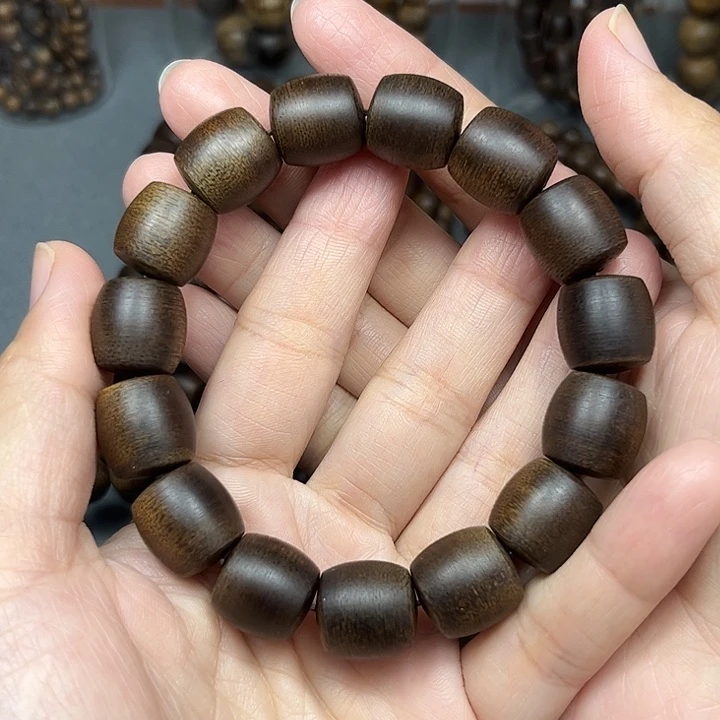 沉香沉香碎屑白棋玉化1.4