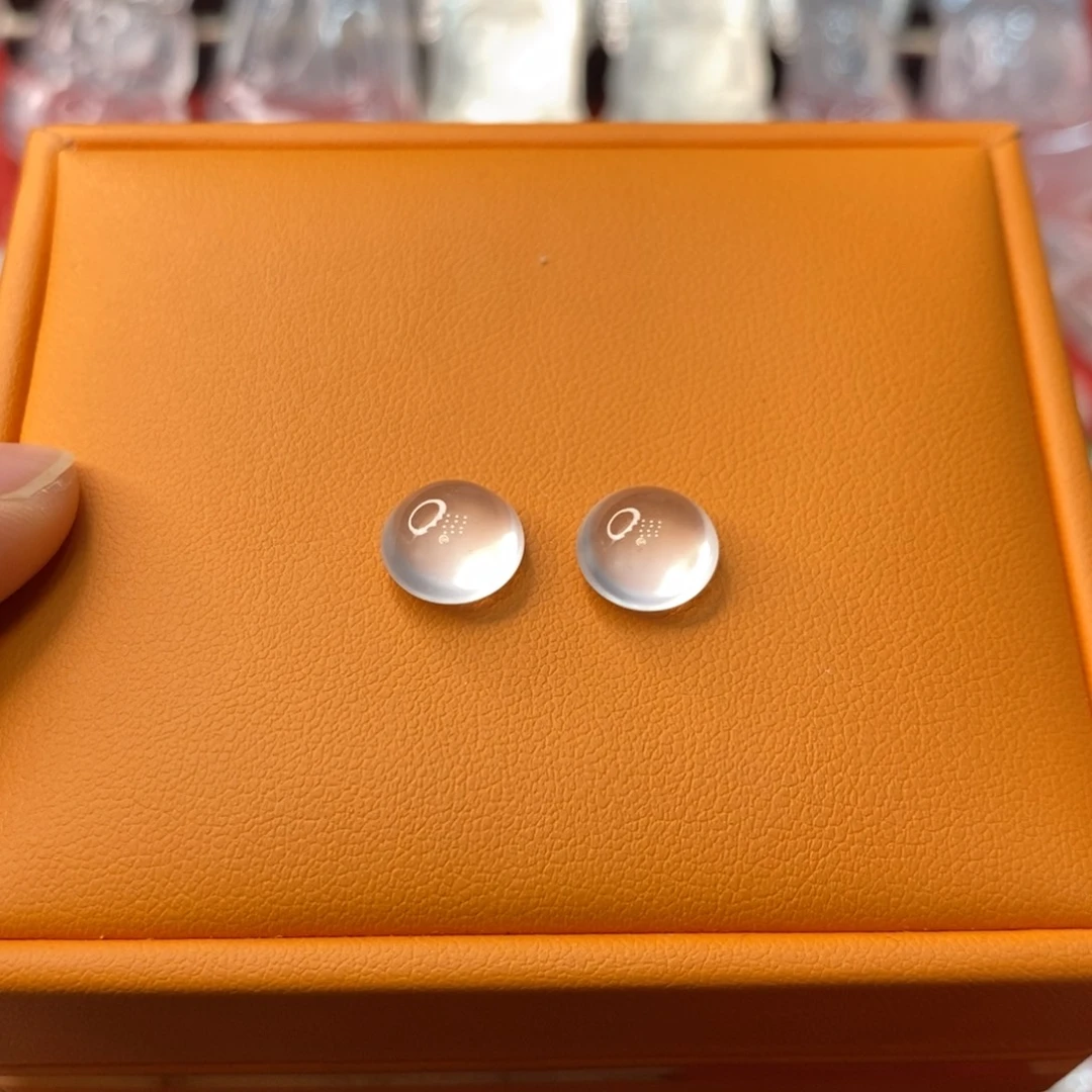 批***娜石英质玉未镶嵌吊坠