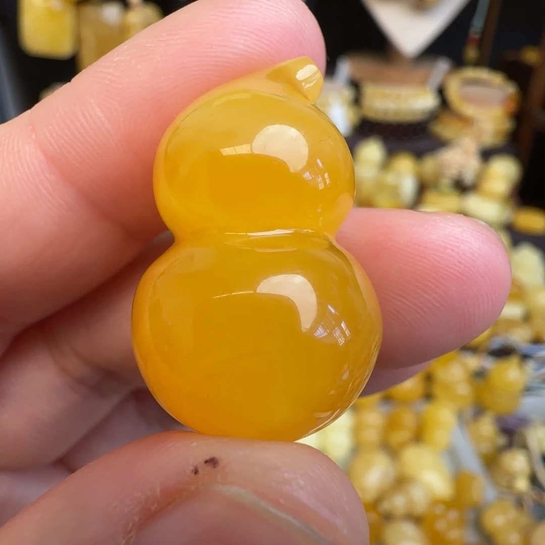 琥珀未镶嵌吊坠(赠链)天然焦皮料蜜蜡葫芦吊坠5.07克