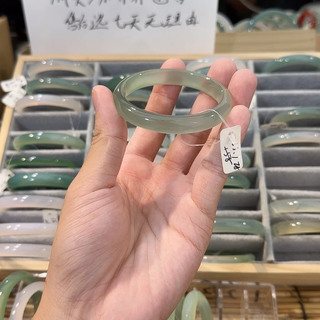玛瑙/玉髓手镯未镶嵌圈口55.7