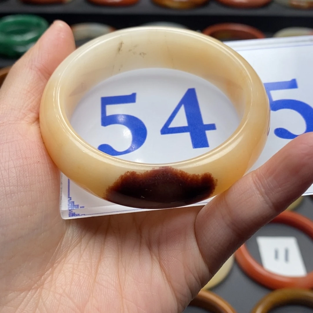 石英质玉（黄龙玉）手镯未镶嵌