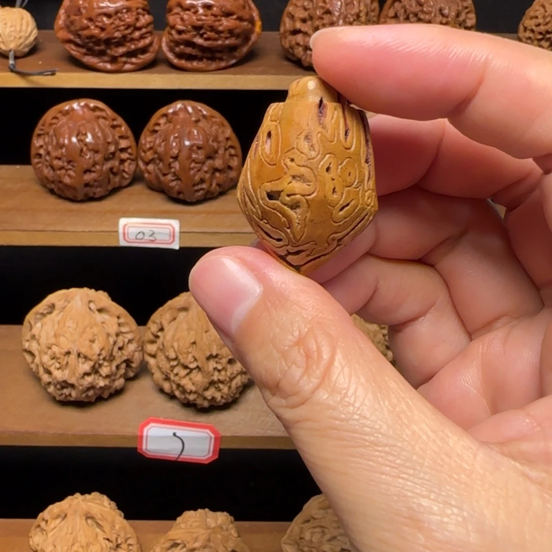 吊坠桃核桃核吊坠