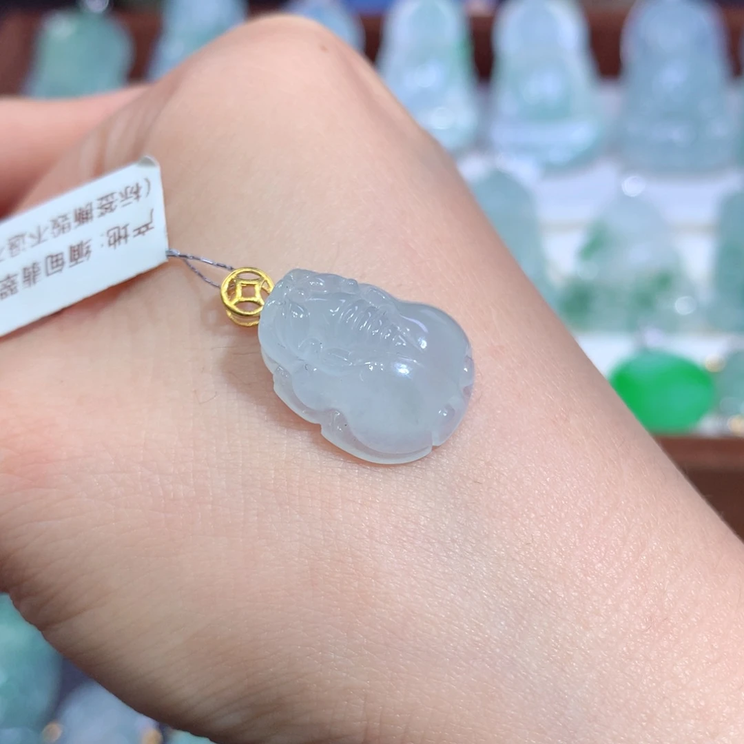 吊坠(不含链)18K金镶嵌翡翠天然缅甸A货翡翠揭阳工貔貅