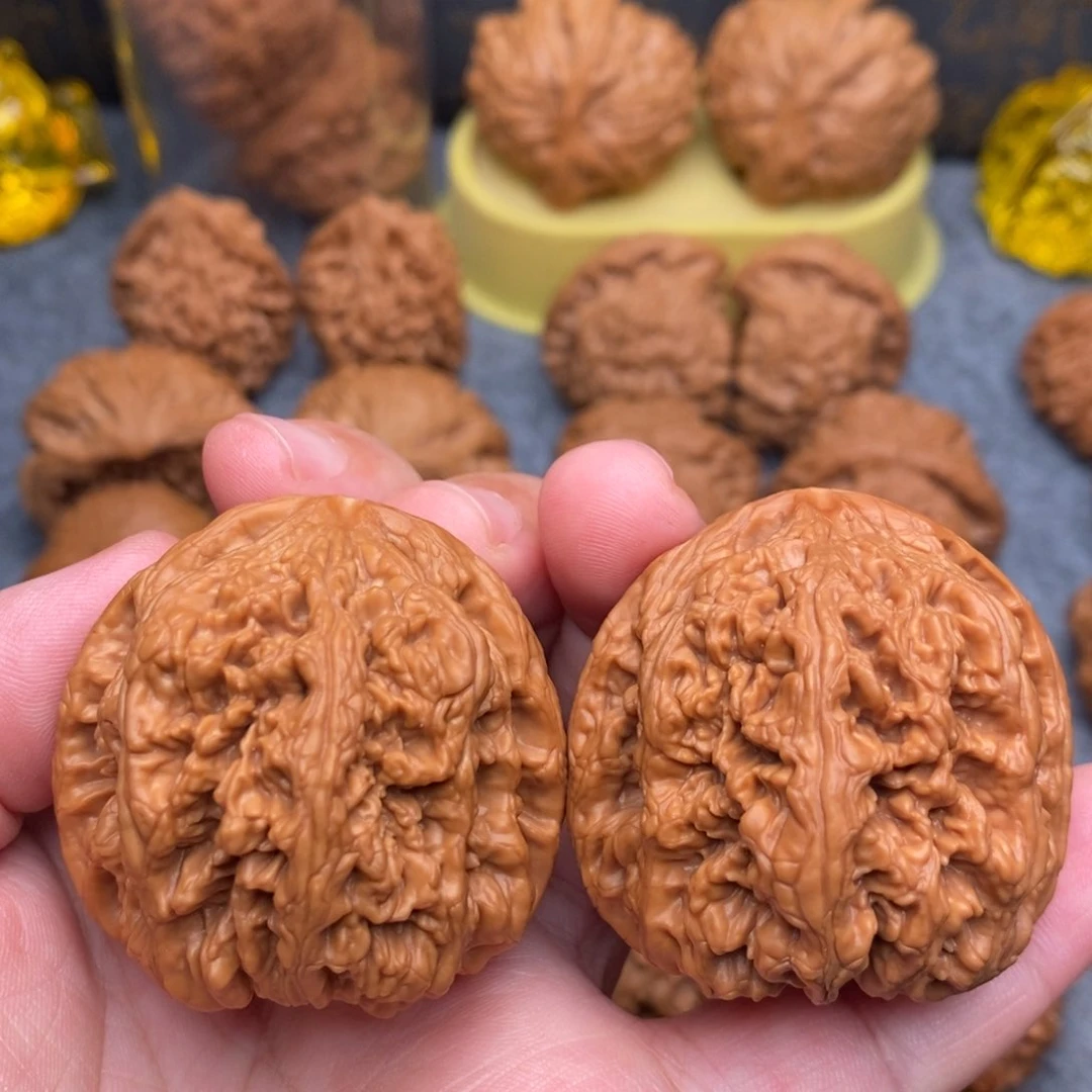 文玩核桃把件43精品毕业粗筋