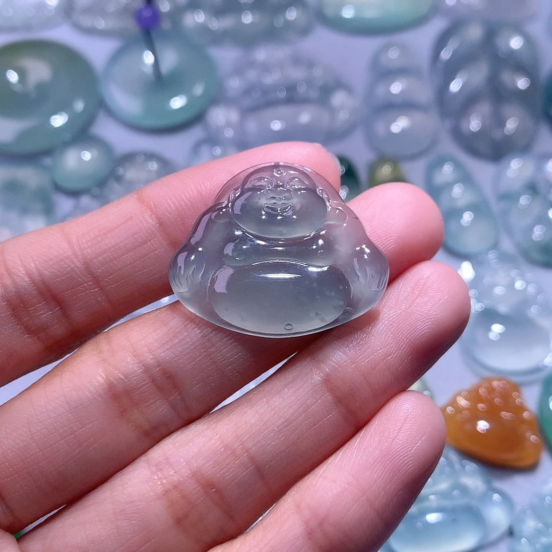 【闪购商品】翡翠颈饰未镶嵌佛