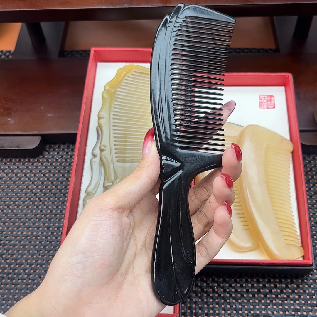 手工制作纯牛角梳子