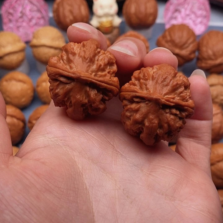 文玩核桃把件肉龙