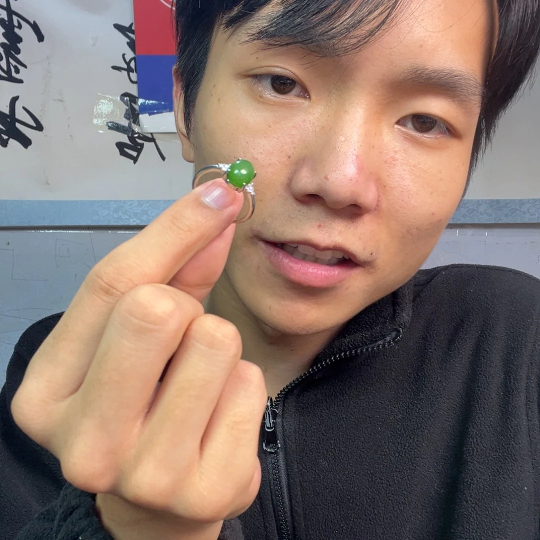 颈饰未镶嵌和田玉多样性俄罗斯乌兰海碧玉戒指无黑点