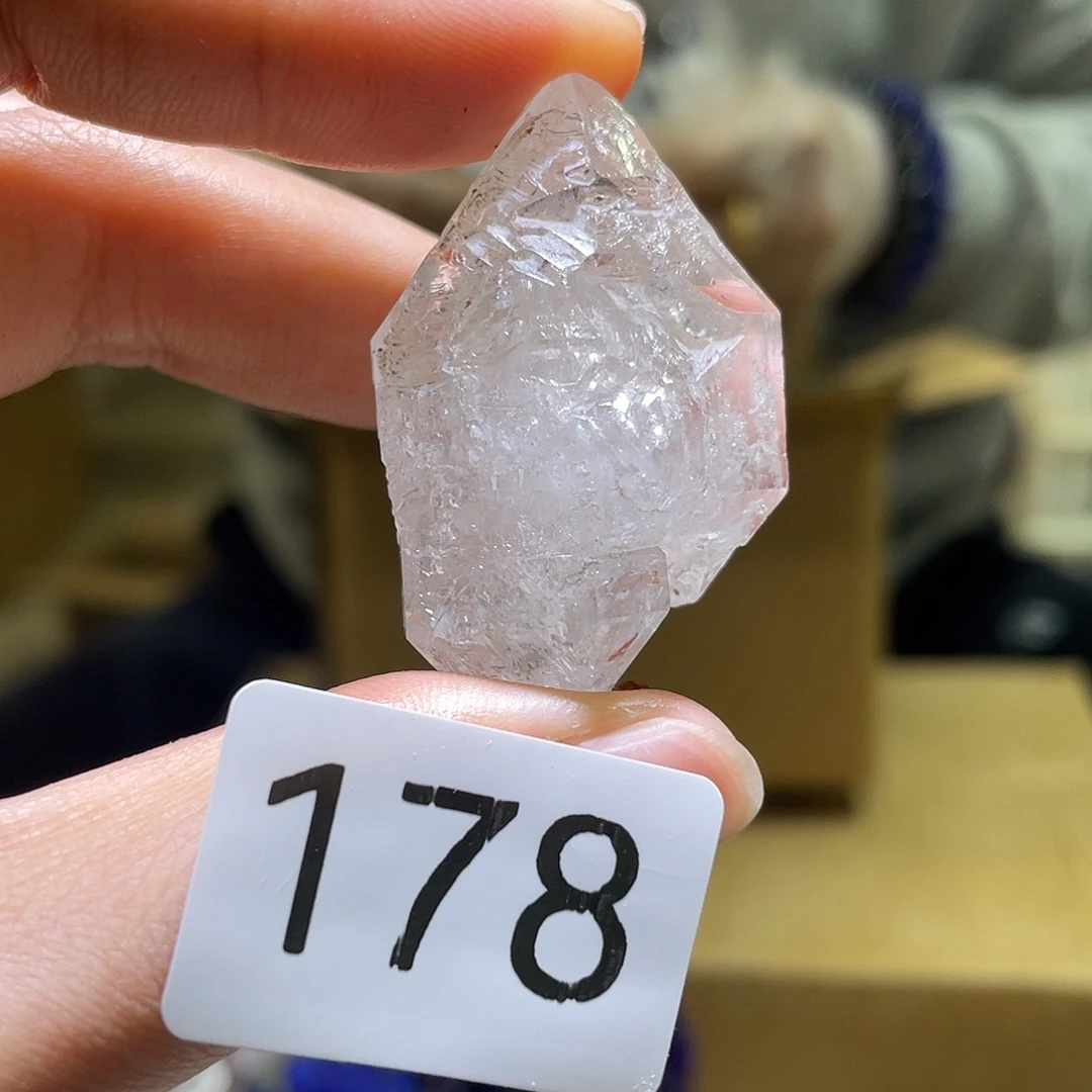 未镶嵌水晶珠宝半成品