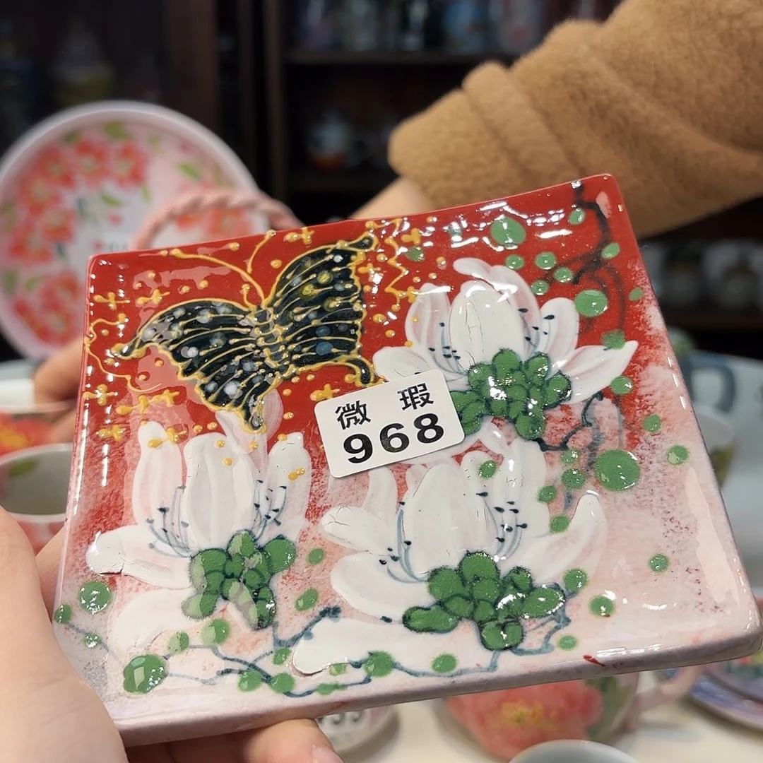 瓷片兔兔好可爱呀打