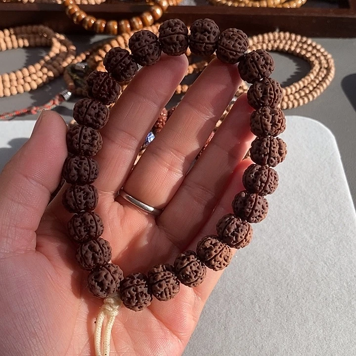 金刚菩提手串13mm凹底梅花