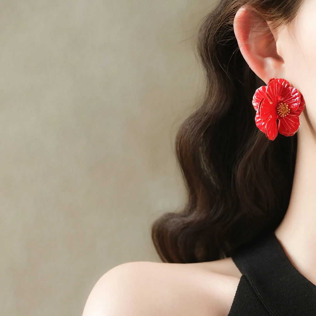 铜合金耳饰 复古立体花朵耳钉小众轻奢气质红色花瓣精致耳环饰品