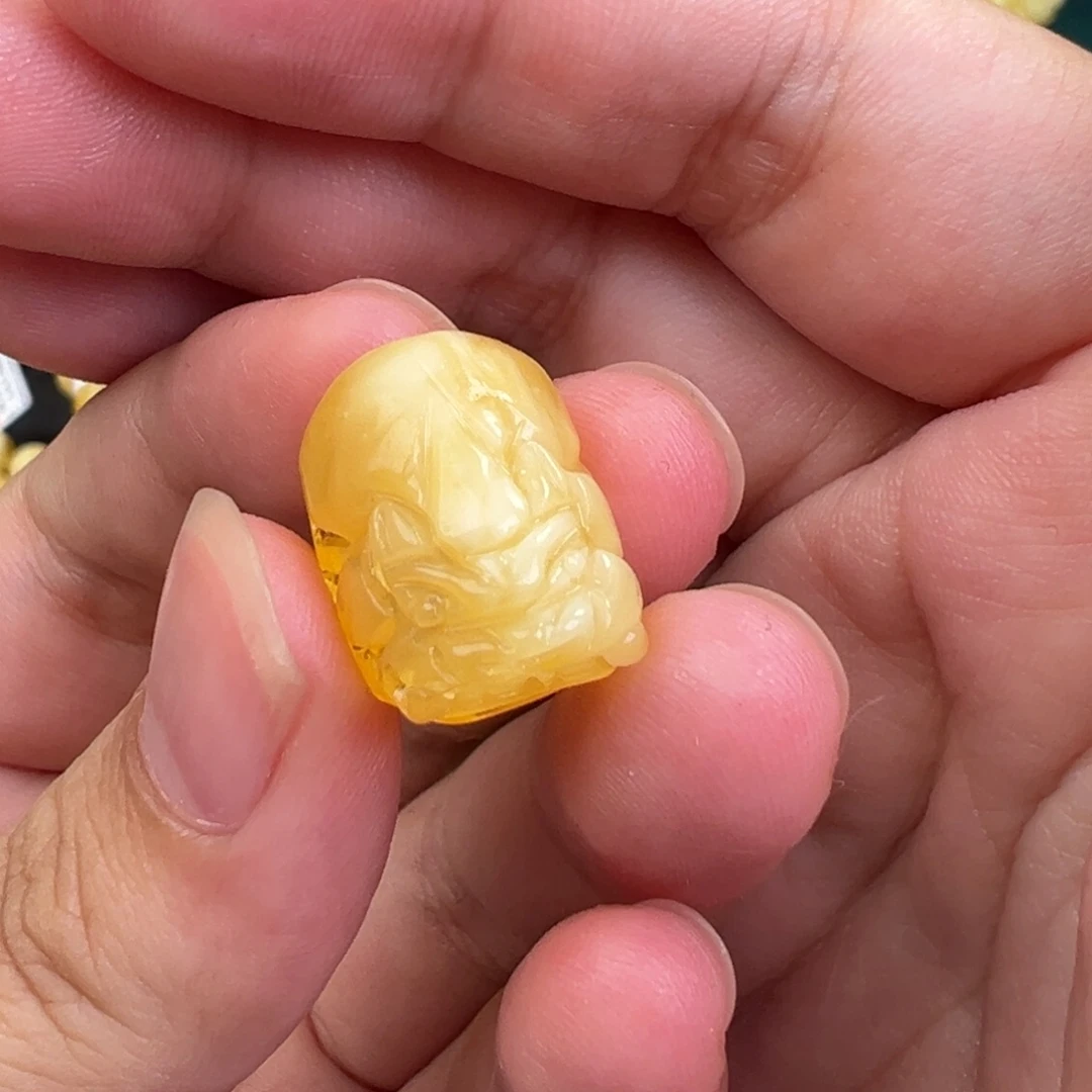 琥珀手链未镶嵌貔貅