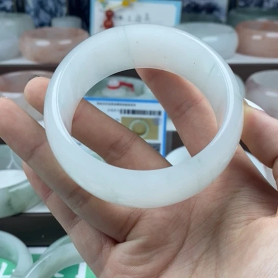 石英质玉（金丝玉）未镶嵌手镯