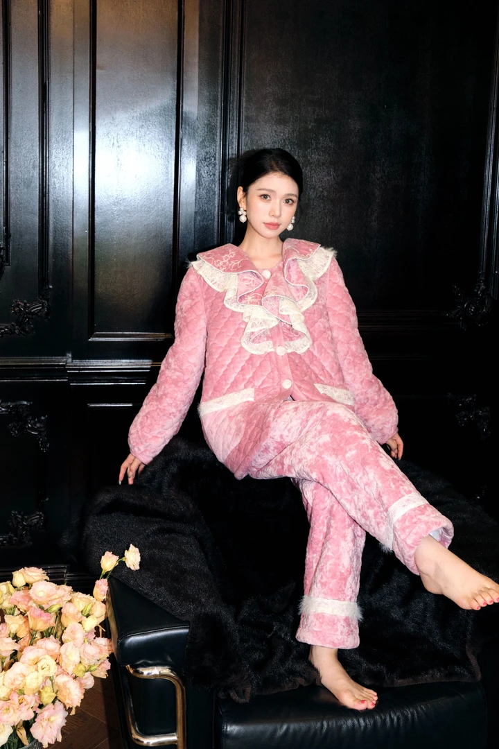 尼尼塔冬季女士奢华蕾丝花边加厚保暖家居服高个子女生睡衣